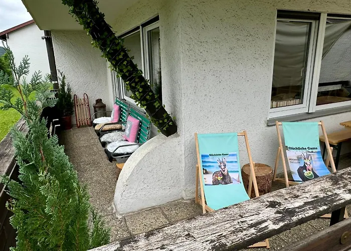 Zur glücklichen Gams - Ferienwohnung mit Hüttenvibes in Oberstdorf für 1-8 Gäste